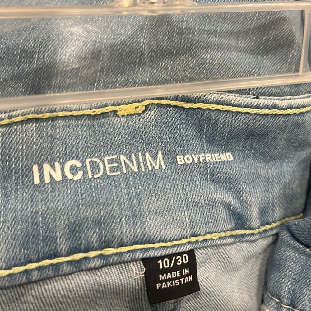 Inc denim boyfriend jeans , size 10/30,distressed with animal print - Picture 4 of 4